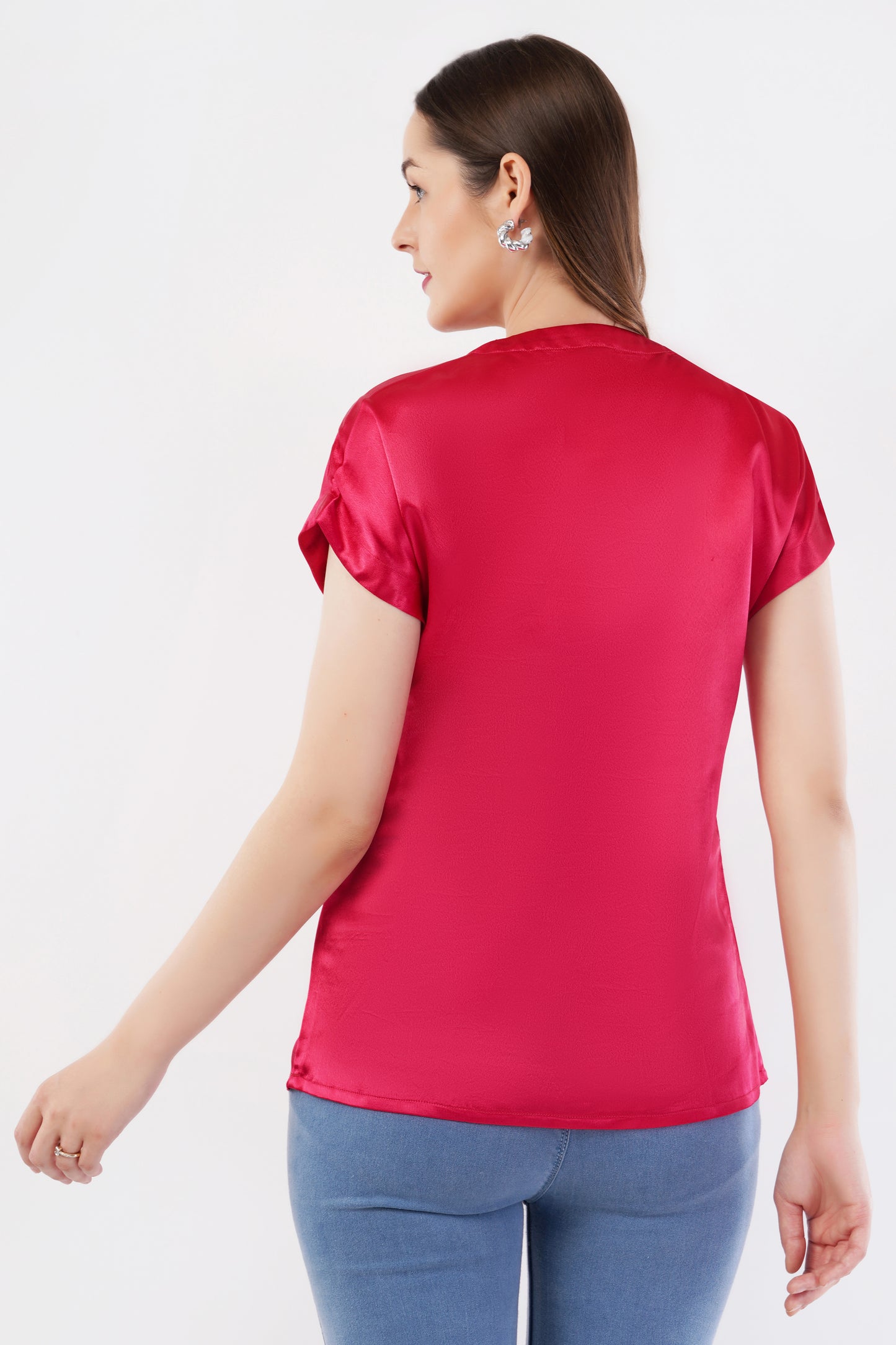 RED FLORAL V-NECK TOP